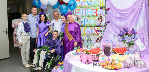 Первое место на конкурсе «Нечкэбил» у семьи Елизаровых